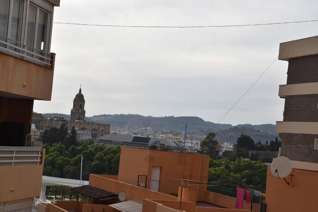 Small Apartament By The Sea Malaga Bagian luar foto