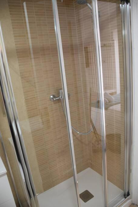 Small Apartament By The Sea Malaga Bagian luar foto